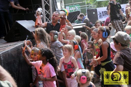 Reggaehase Boooo feat. Yellow Umbrella (D) 19. Reggae Jam Festival - Bersenbrueck 04. August 2013 (17).JPG